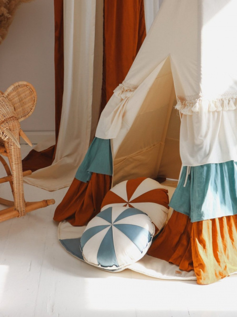 Tipi-Set mit 'Circus' Matte