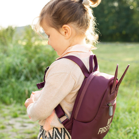 Childhome Kinderrucksack Meine erste Tasche Aubergine