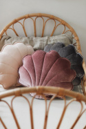 Aksamitna poduszka muszla "Kosmiczna perła"