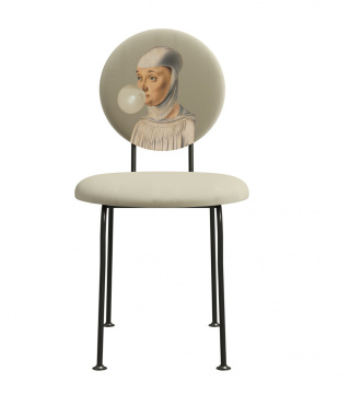 Upholstered chair CURIOS 1 "Woman with bubble gum"