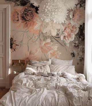 Beige Floral Tapete von Wallcolors