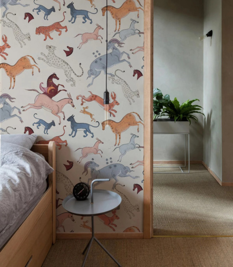 Oriental Animals Beige wallpaper by Wallcolors