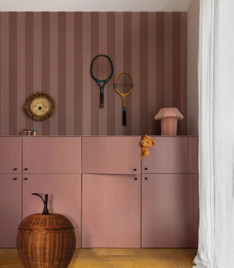 Bold Stripe Cocoa Wallpaper von Wallcolors