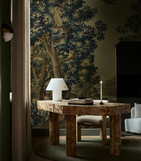 Tapeta Whispering Garden od Wallcolors