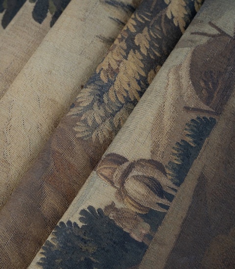 Tapeta Whispering Garden od Wallcolors