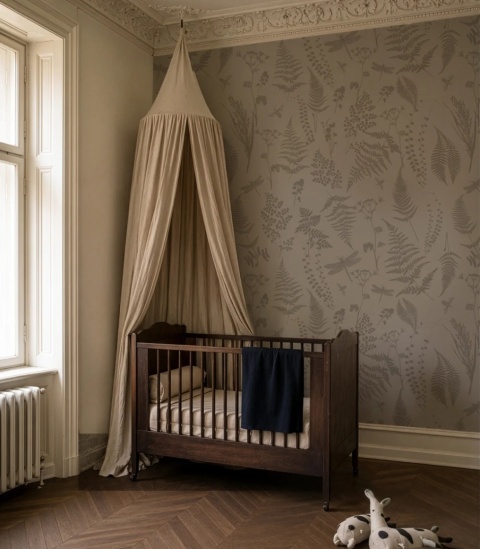 Tapeta Woodland Whisper Brown od Wallcolors