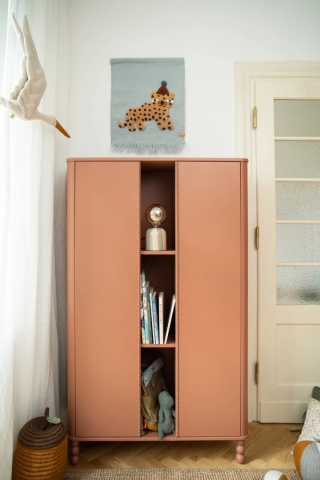 DOT Kleiderschrank / sonnige Vitrine Terrakotta