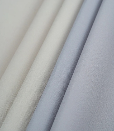Tapeta Ombre Mist od Wallcolors