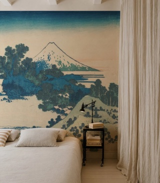 Tapeta Soft Mist of Fuji od Wallcolors