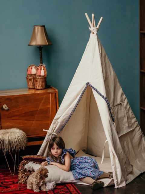 Teepee Cream with grey pompom-green