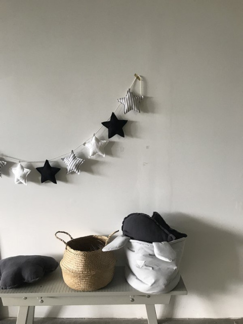 Garland with stars Black/white/grey